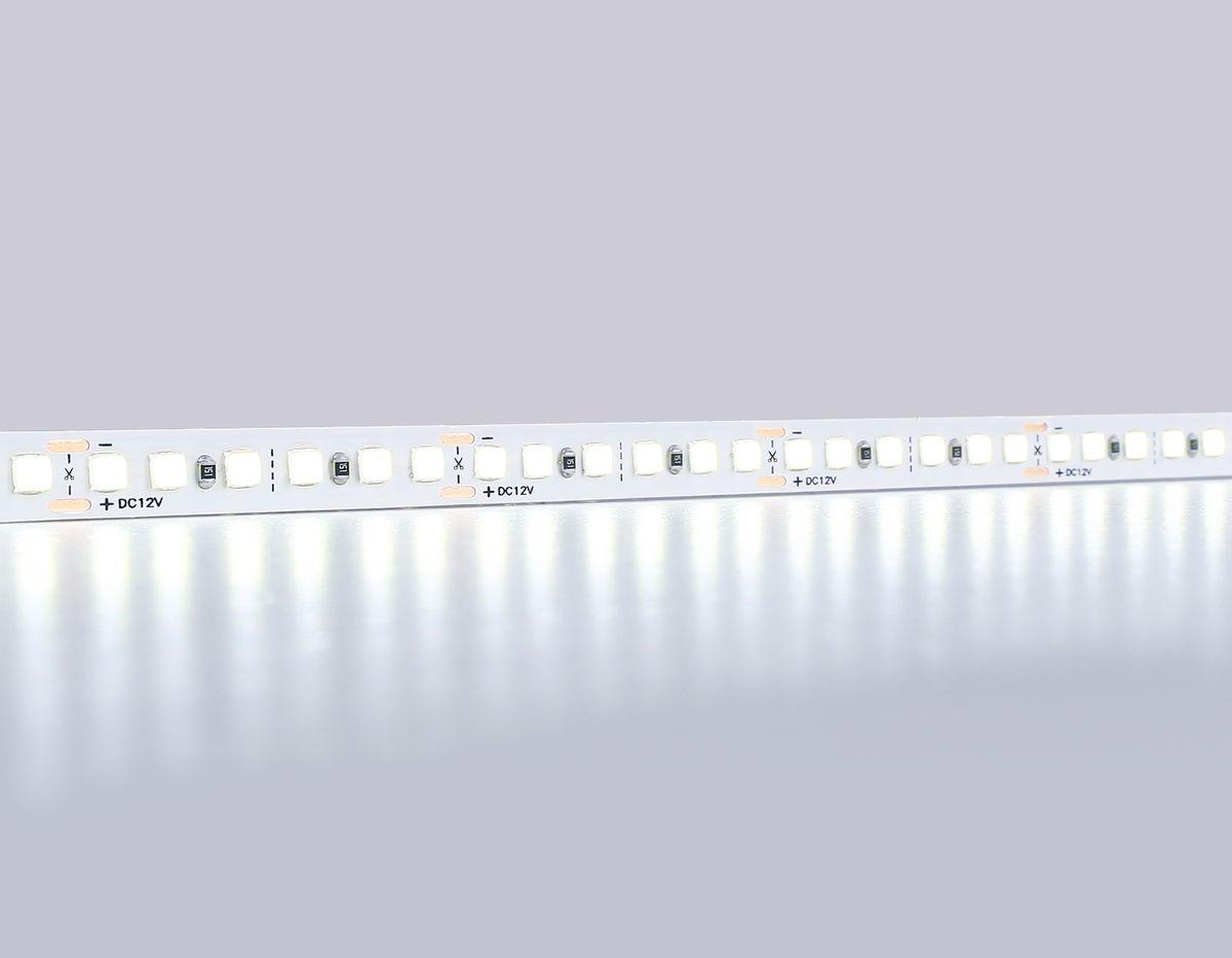 фото светодиодная лента холодный белый ambrella light 14,4w/m 180led/m 2835smd 6500к 5m gs1303 | 220svet.ru